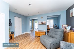 Sitting Room- click for photo gallery